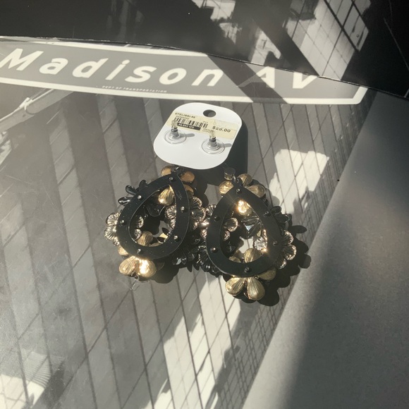 Aldo Earrings - Picture 4 of 5